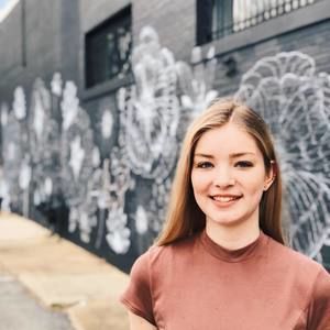 Meet your Posher, Amanda